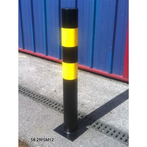 high visibility bollards